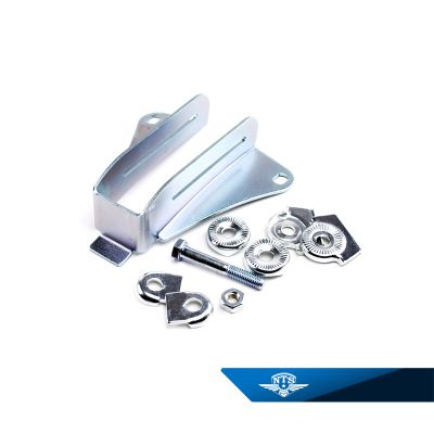 Klammerfäste till späckhuggarsadlar. Inklusive monteringsbult.