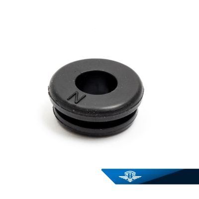 Gummigenomföring, bakskärm Honda MT50. Säljs styckvis.