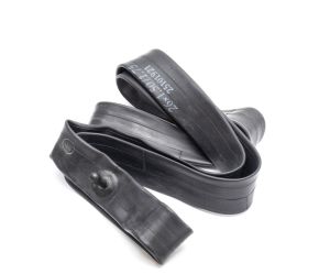 Slang 26x2, rak, bilventil. Tillverkare NTS.