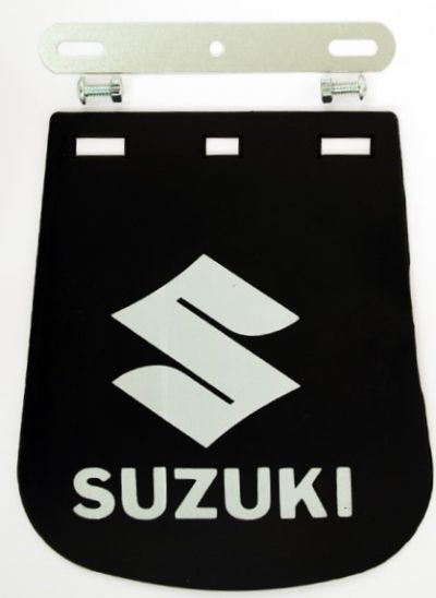 Stänklapp Suzuki med vit logo.