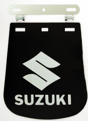 Stänklapp Suzuki med vit logo.
