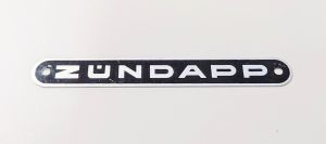 Emblem till dyna Zundapp, svart. Säljs styckvis.