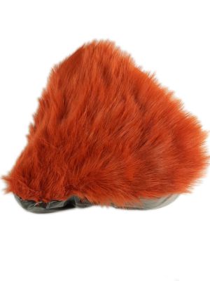 Sadelklädsel fårskinnsliknande, mörk orange.