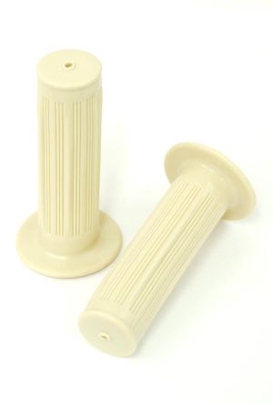 Gummihandtag elfenbenvit. Diameter 23/23mm, (24/24) längd 100mm. NTS-240/KE.