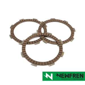 Lamellsats Honda MT50 & MB50 trim, från Italienska Newfren.