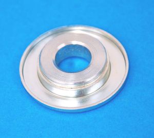 Distanshylsa vänster baknav, Suzuki K50.