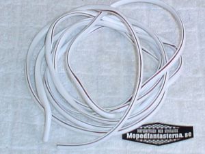 Gummilist vit, självhäftande. 2,1 meter.